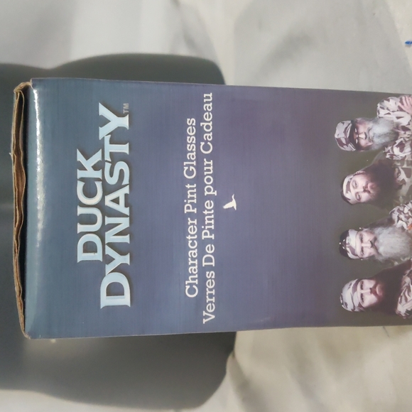 Duck Dynasty Character Pint Glasses - Picture 2 of 5